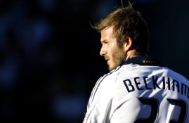 电子竞技官方网站下载app-亚运会常规赛激情夜！杜兰特里突外投，密尔沃基雄鹿血战那不勒斯